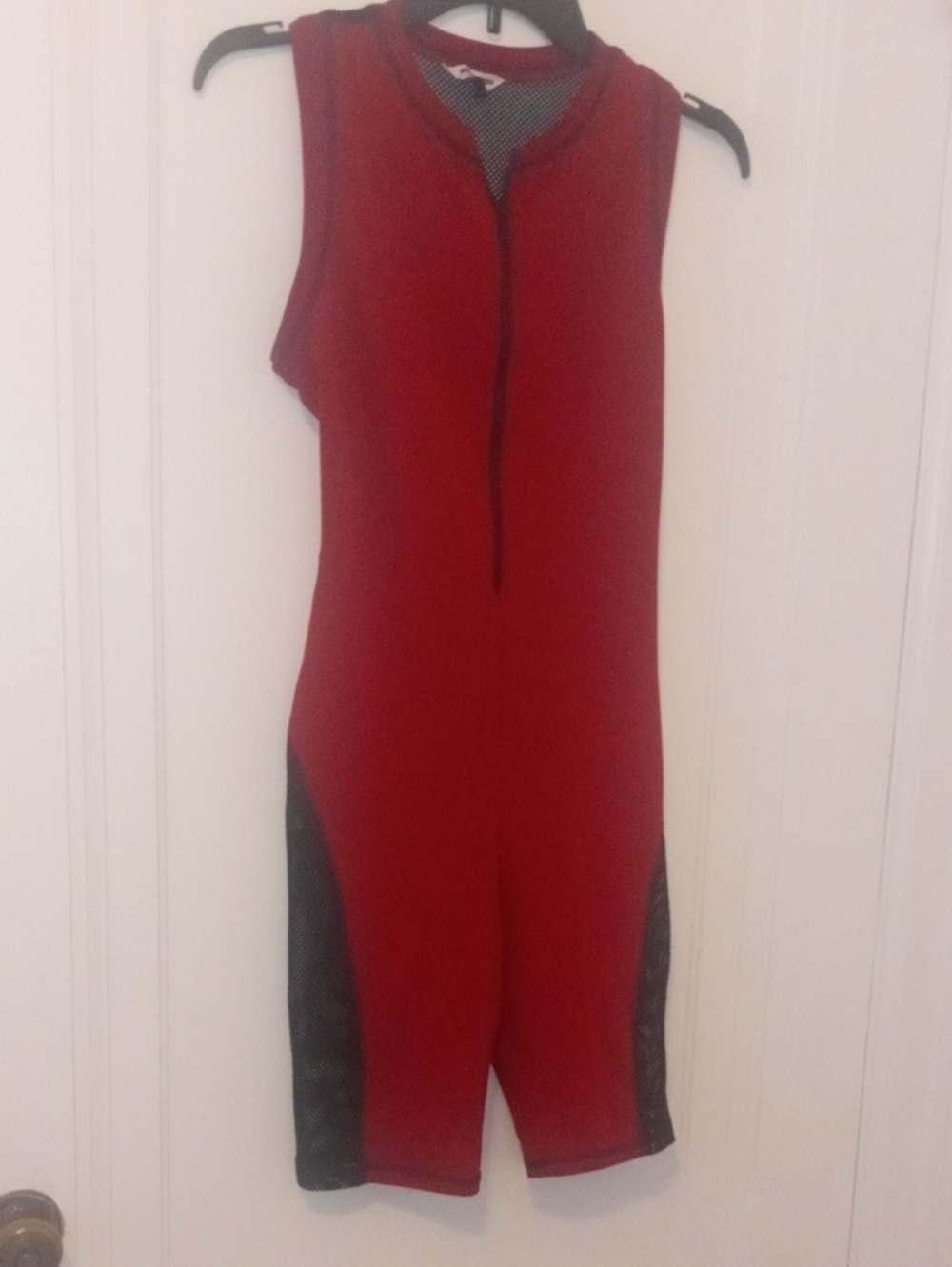 NovaSport med zip front bodysuit, red with black mesh